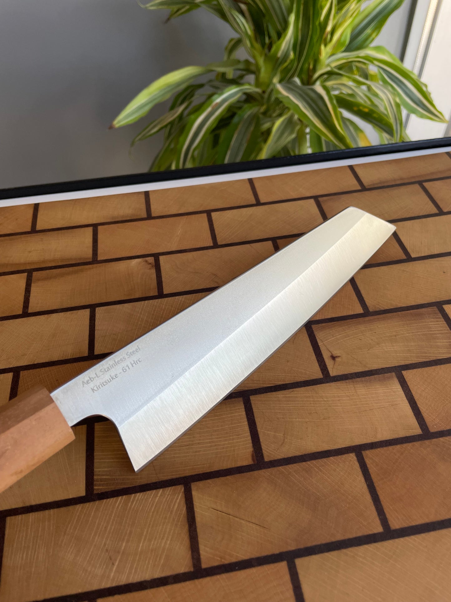 Asya Serisi Kiritsuke / AEB-L İsveç Çeliği
