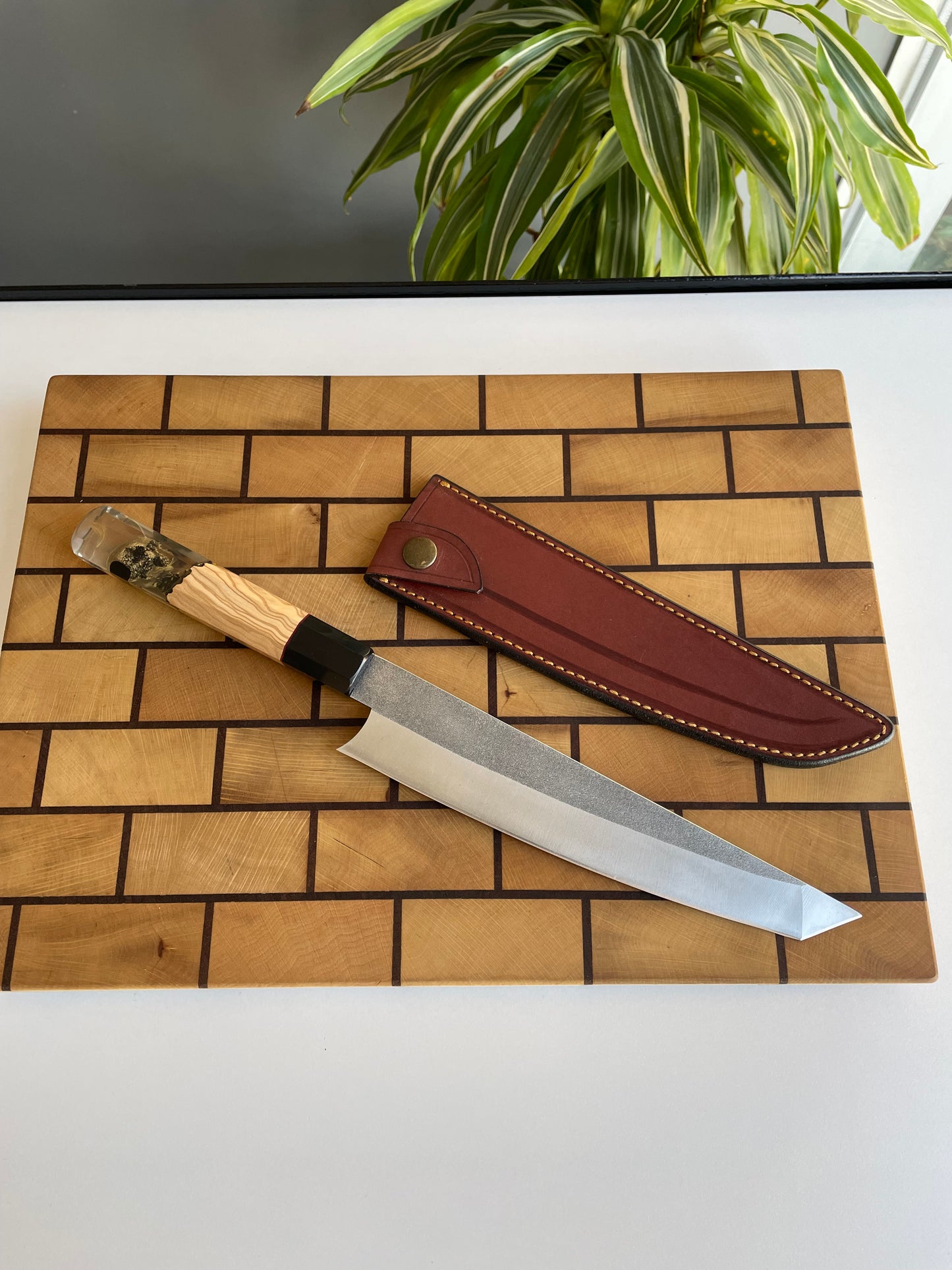 Tanto (短刀) N690 / Epoksi 200mm