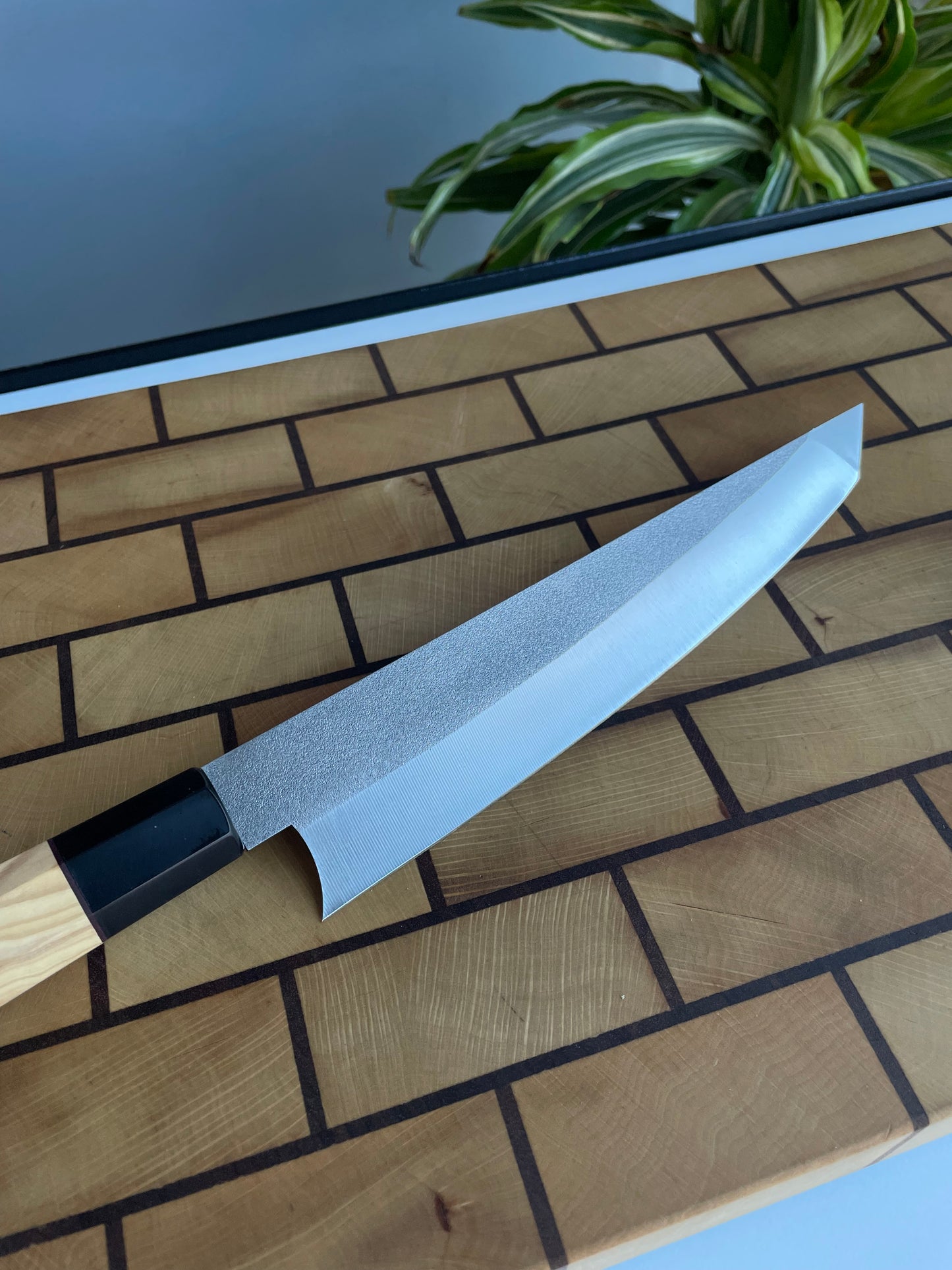 Tanto (短刀) N690 / Epoksi 200mm